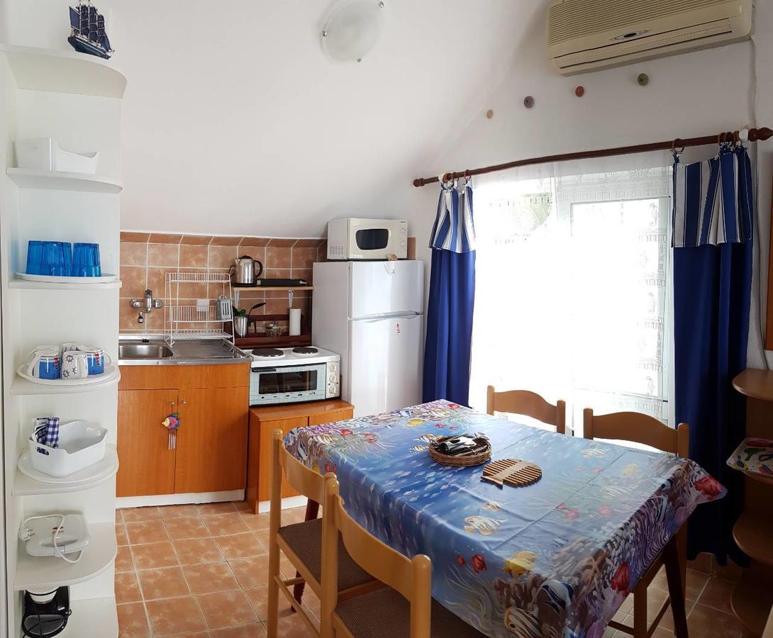 Apartment "I Love Njivice" Херцег-Новий Екстер'єр фото
