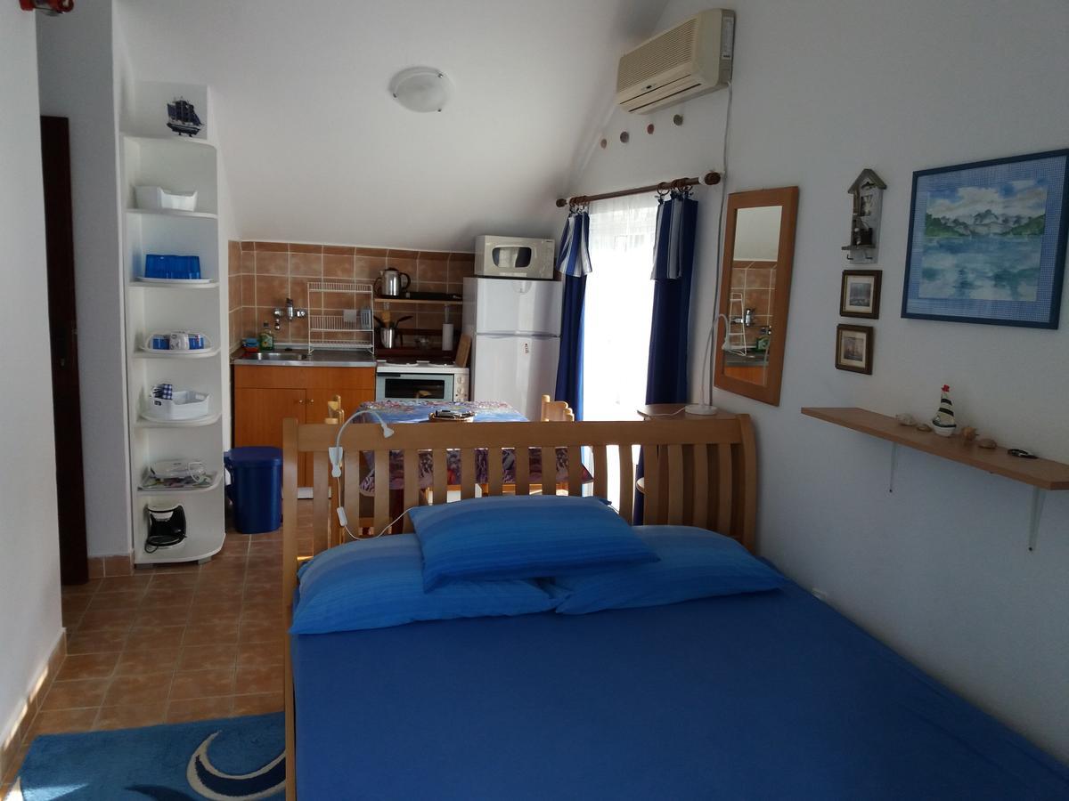 Apartment "I Love Njivice" Херцег-Новий Екстер'єр фото